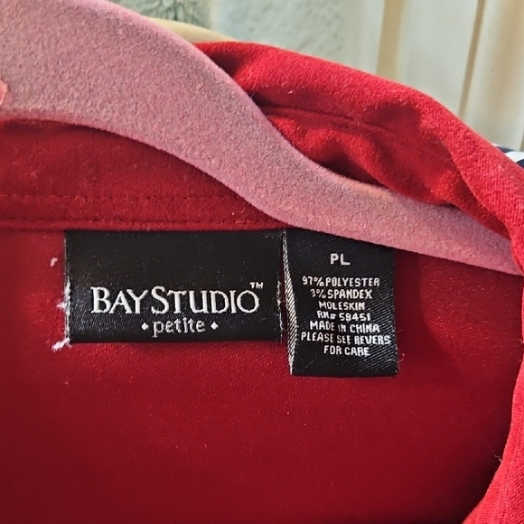 Bay Studio Red Blouse with Button-Down Style - Picture 2 of 4